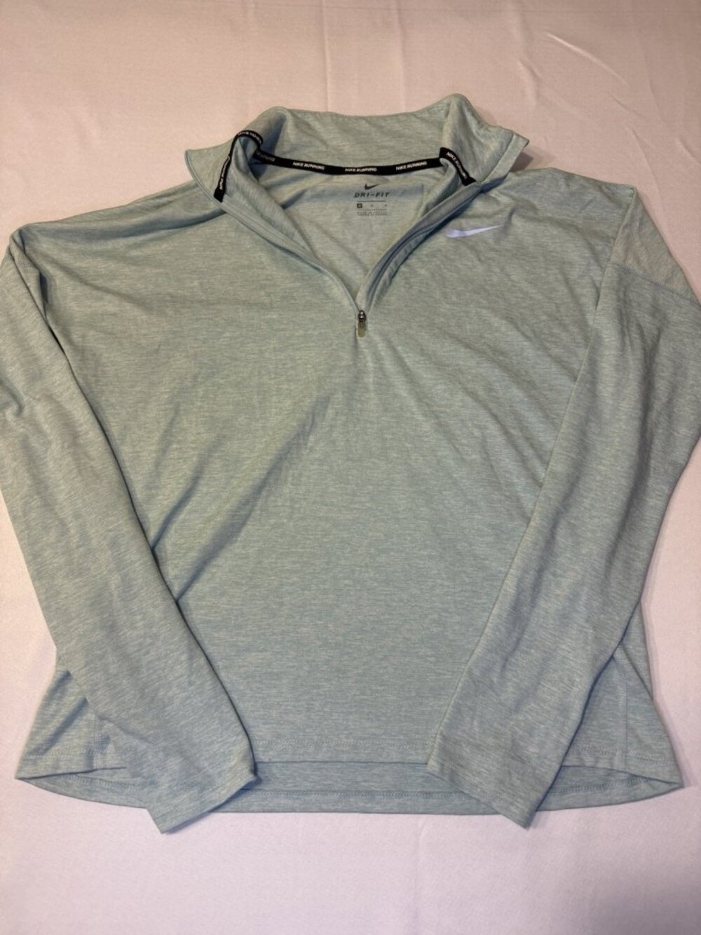 Nike Running Dri-FIT Half Zip Pullover Women's Size Medium Long Sleeve Athletic